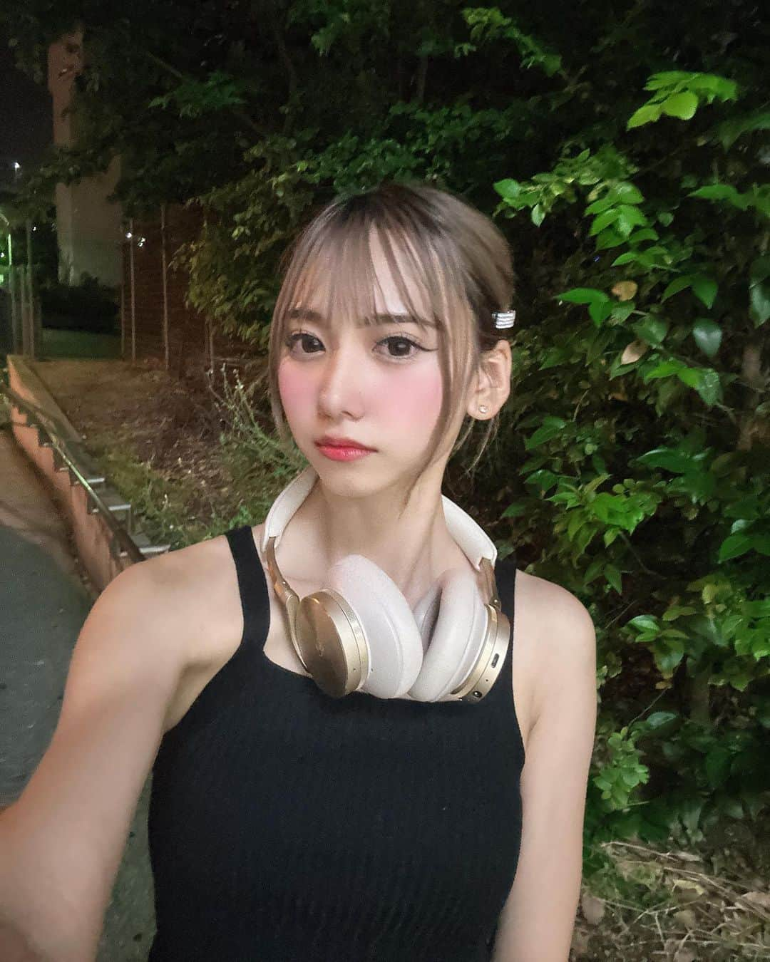 下北姫菜のインスタグラム：「・ yesterday's me🦖🤍」