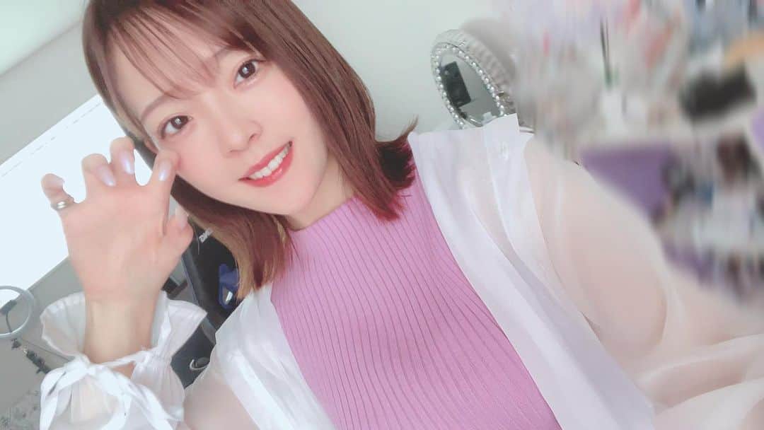 上原あかりのインスタグラム：「撮影してきたよー✨   #声優  #ネイル  #格闘技好きな人と繋がりたい   #筋トレ好きと繋がりたい」