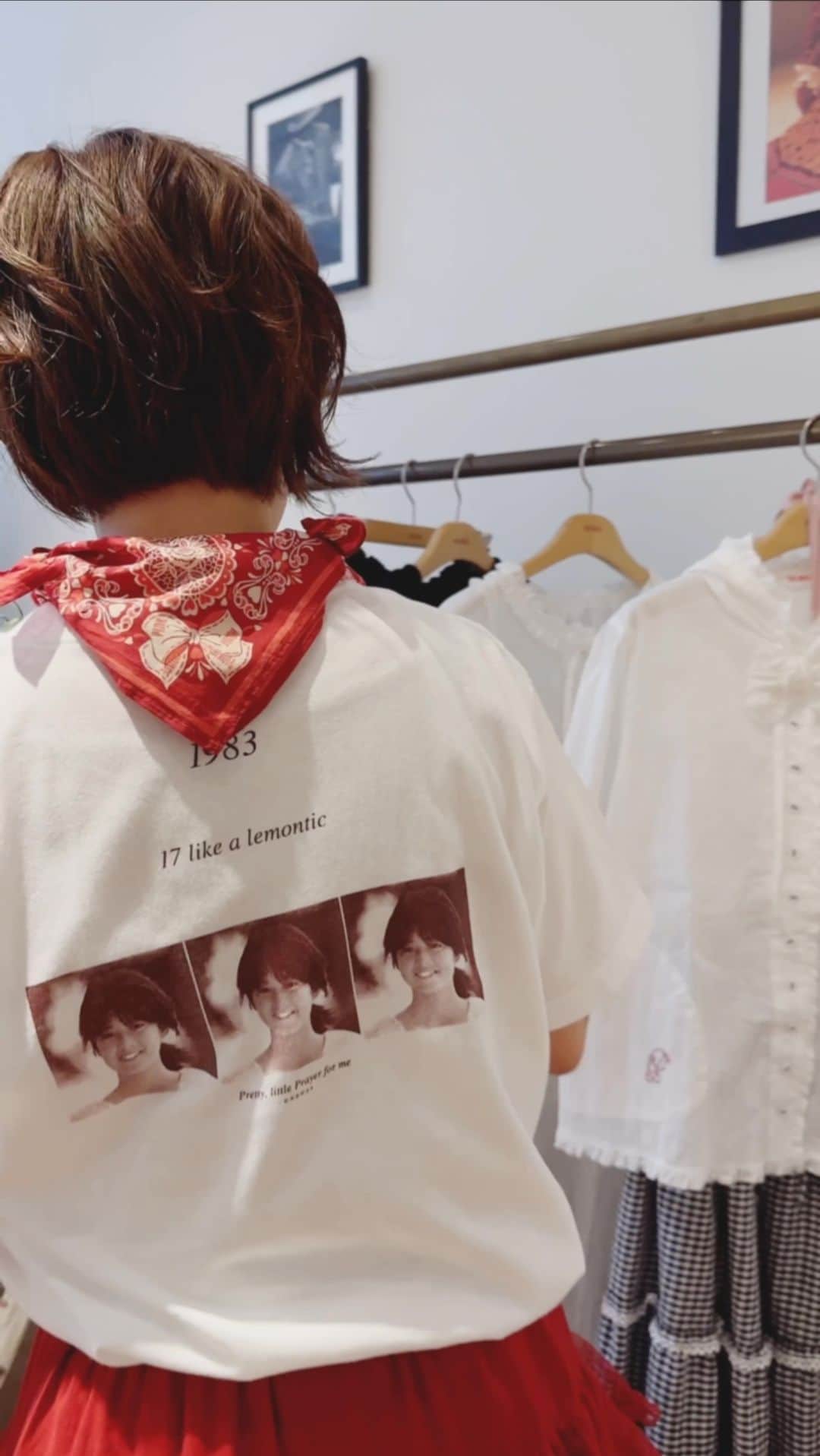 のインスタグラム：「先日のイベント中、店内でお買い物🎵  @pinkhouse_press   from staff」