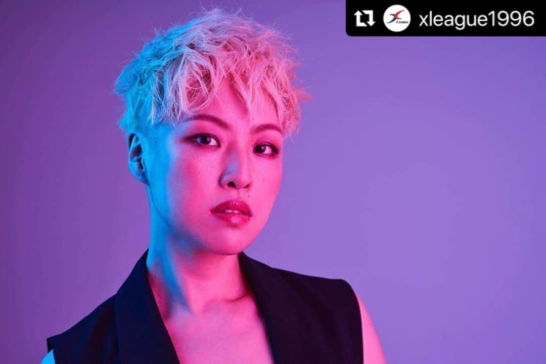 五十鈴ココのインスタグラム：「国家独唱を歌わせて頂きます🔥  #Repost @xleague1996 with @use.repost ・・・ ⁡ ⁡ 𝐏𝐄𝐀𝐑𝐋 𝐁𝐎𝐖𝐋 𝐄𝐕𝐄𝐍𝐓 🎊🏈✨ ⁡ ノジマ相模原ライズ  vs オービックシーガルズ ⁡ 14:00 KICKOFF 🔥🔥 @富士通スタジアム川崎 ⁡ ---------------- ⁡ 6/18 に行われるパールボウル決勝では、 五十鈴ココ様による国家独唱とコイントス！ ⁡ シンガーソングライター。2003年宝塚歌劇団入団、2009年まで様々な作品に出演。 ⁡ 独自の世界観で愛、生、死、宇宙などを テーマにした様々なジャンルのオリジナル ソングを制作、楽曲提供も行う。 ⁡ 自身で脚本演出作詞作曲を手掛け 自ら演じる戯曲ライブを展開。 現在都内を中心に精力的にライブ活動を 行っている。 ⁡ #五十鈴ココ #国歌斉唱 #Xリーグ #アメフト #パールボウル #宝塚 ⁡」