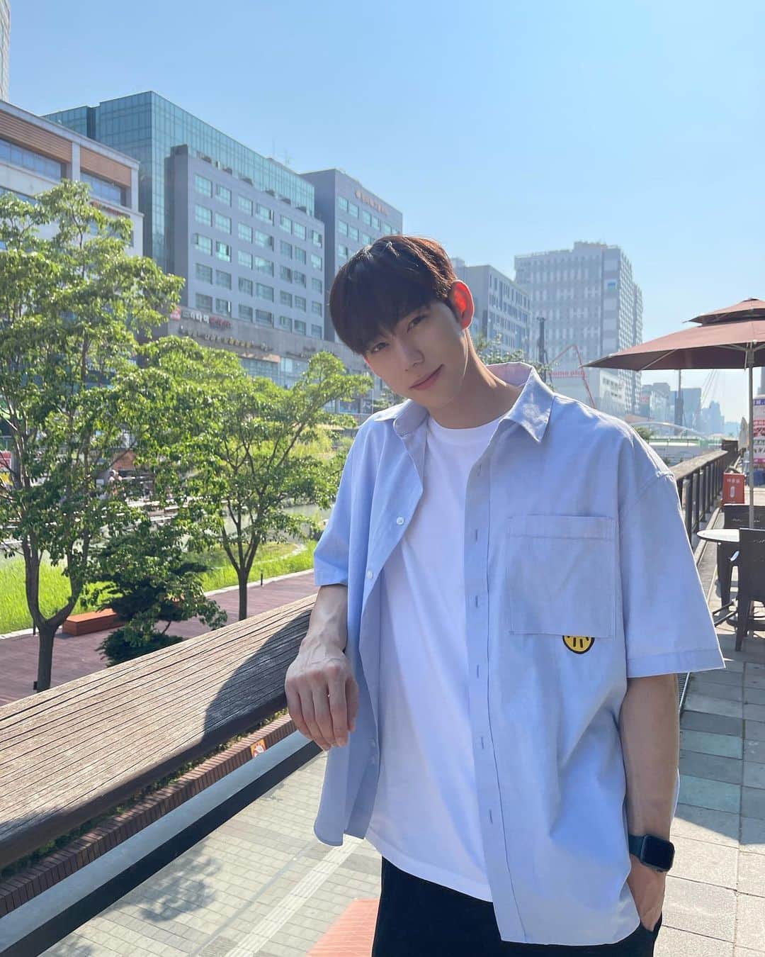 チン・ジュヒョンのインスタグラム：「썸머다☀️」
