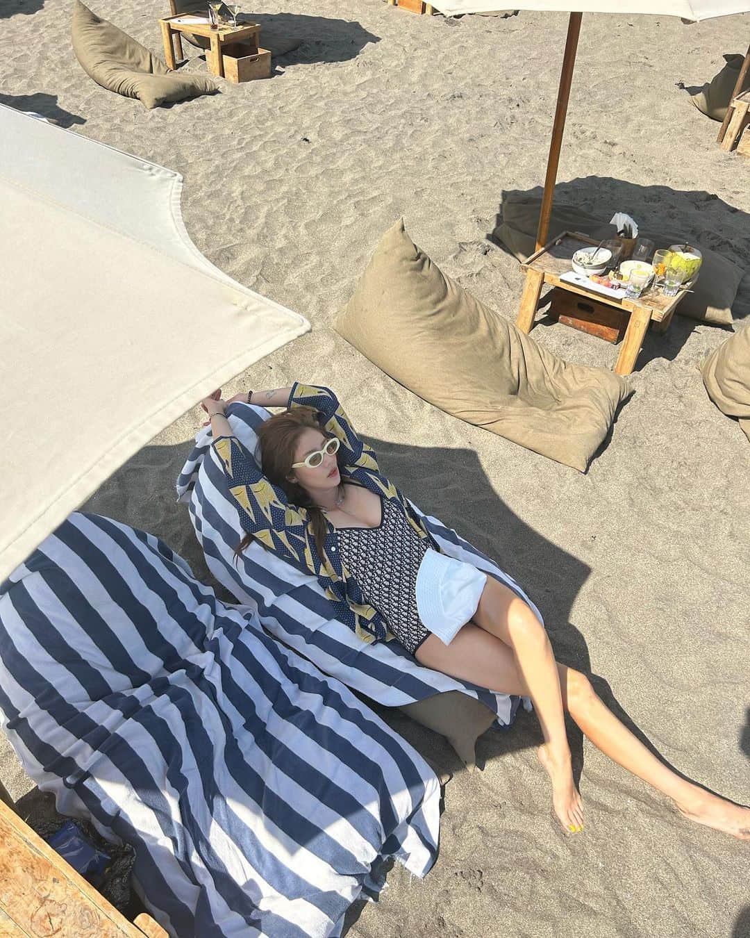 ソン・ダムビのインスタグラム：「오늘의 하루🌊 Just breathe🧘‍♂️」