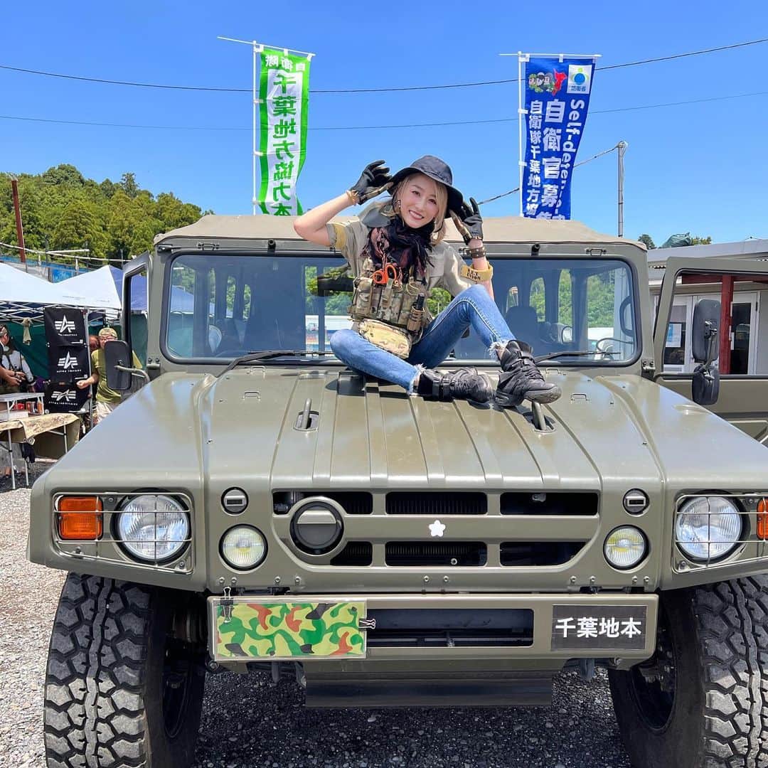 杏さゆりさんのインスタグラム写真 - (杏さゆりInstagram)「先日のサバゲーイベント🔫✨ 楽しかったなぁ☺️❤️ サバゲーハマってもた✨ やりたい人ーーー一緒にやろーーー🙌✨ . The other day's survival game event🔫✨ It was fun☺️❤️ I'm addicted to survival games lol Let's do it together with those who want to do it 🙌✨ . #サバゲー好きと繋がりたい  #サバゲー　#survivalgame  #杏さゆり　#SayuriAnzu」6月15日 17時23分 - anzu_sayuri_official
