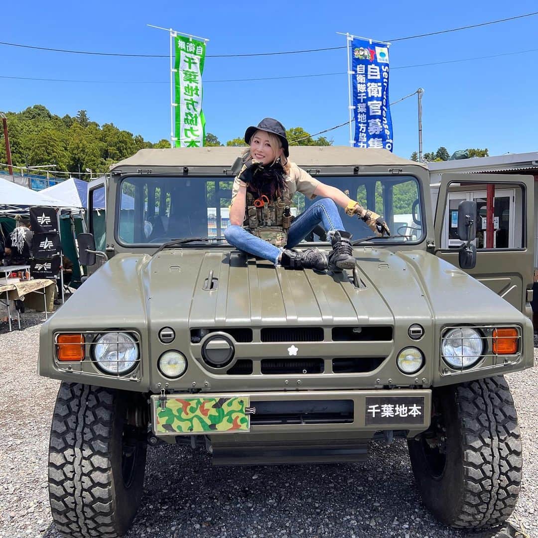 杏さゆりさんのインスタグラム写真 - (杏さゆりInstagram)「先日のサバゲーイベント🔫✨ 楽しかったなぁ☺️❤️ サバゲーハマってもた✨ やりたい人ーーー一緒にやろーーー🙌✨ . The other day's survival game event🔫✨ It was fun☺️❤️ I'm addicted to survival games lol Let's do it together with those who want to do it 🙌✨ . #サバゲー好きと繋がりたい  #サバゲー　#survivalgame  #杏さゆり　#SayuriAnzu」6月15日 17時23分 - anzu_sayuri_official