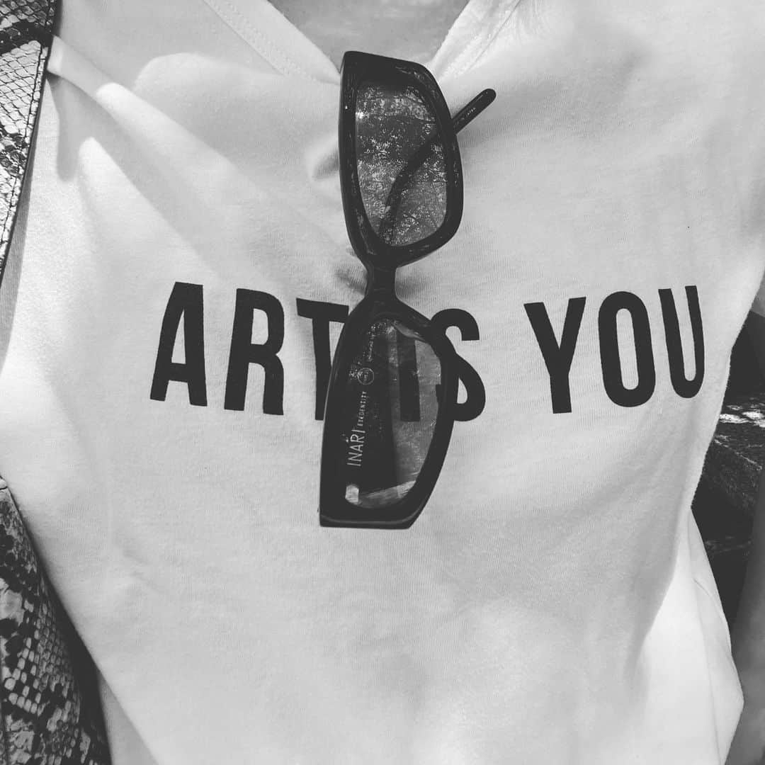 ジェイミー夏樹のインスタグラム：「Art is you！🤍🤍」