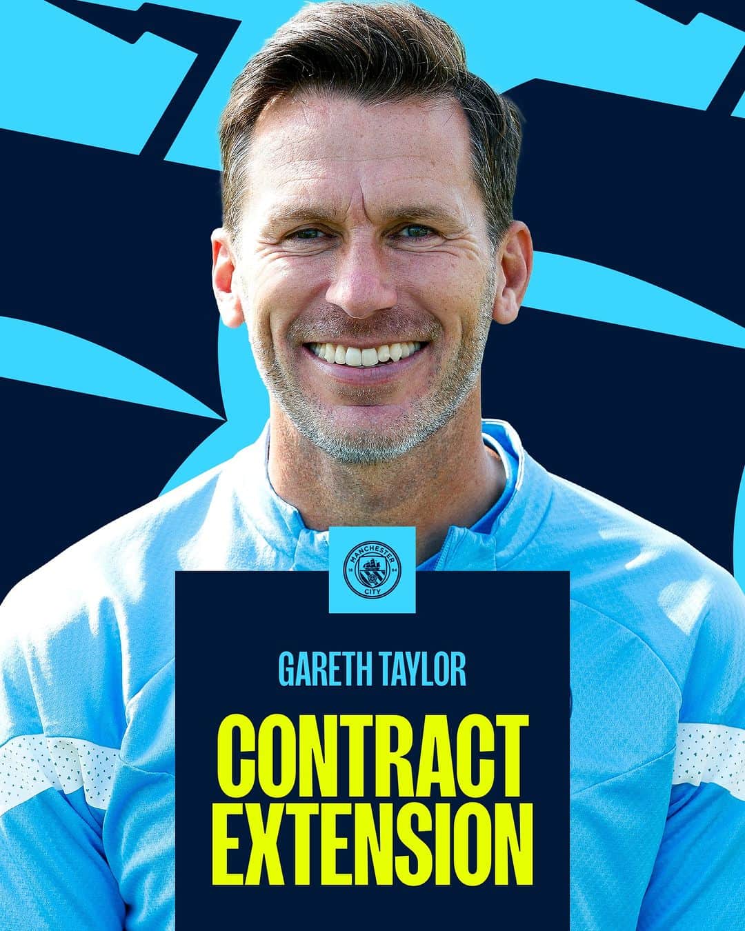 マンチェスター・シティFCさんのインスタグラム写真 - (マンチェスター・シティFCInstagram)「We're delighted to announce that Gareth Taylor has signed a one-year contract extension! 🙌」6月15日 18時00分 - mancity