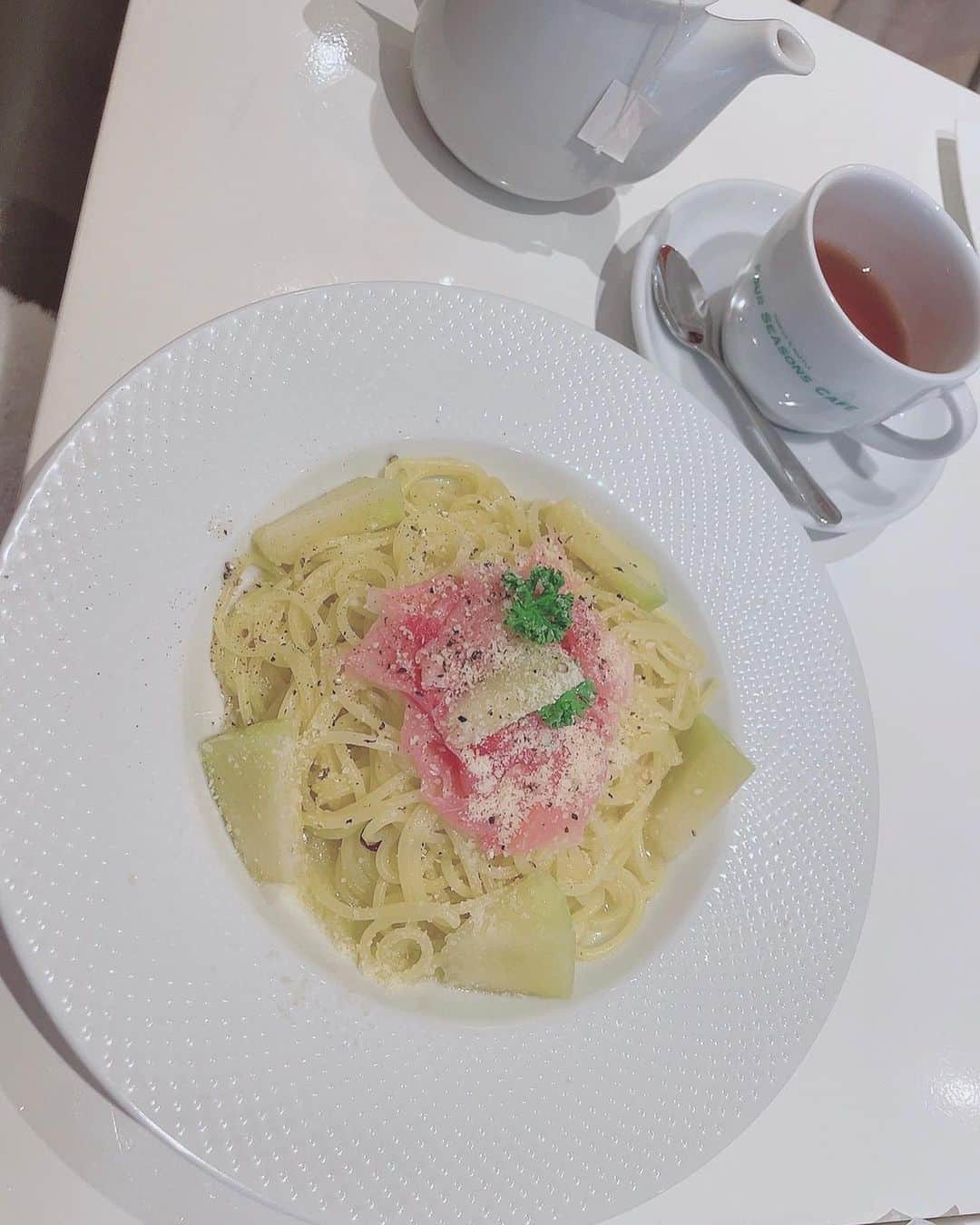 上田ミルキィさんのインスタグラム写真 - (上田ミルキィInstagram)「🥭🍰🍝🧡  (📸西葛西リク撮)」6月15日 18時06分 - milky.ueda1023
