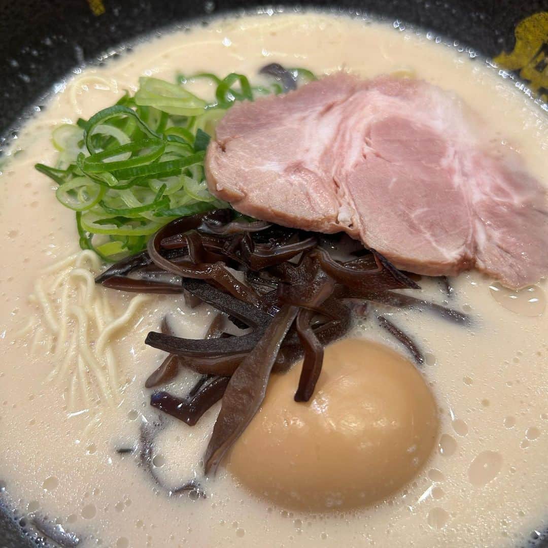 砂月凜々香のインスタグラム：「とんこつラー」