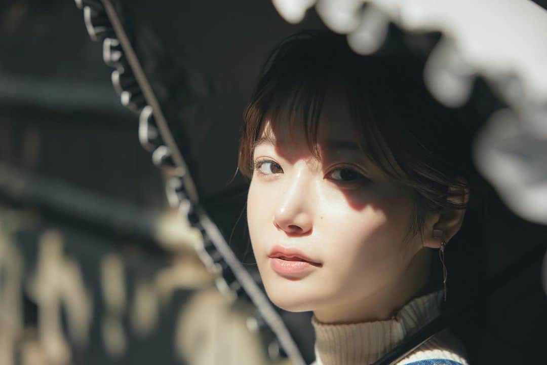 黒川さくらのインスタグラム：「日傘は私の命綱🐥 日焼けが1番怖い・・・。 . . . . . . . . #被写体 #被写体モデル #ポートレート #ポートレート撮影 #ポートレートモデル #カメラ #ファインダー越しのわたしの世界 #girl #instagirl #lovers_nippon_portrait #fff  #team_jp_東 #portraitmodel #portrait #portraitphotography #model #lfl #diary_photo_jpn  #japanesegirl #worldofportraits #instagood ＃透明感のある世界」