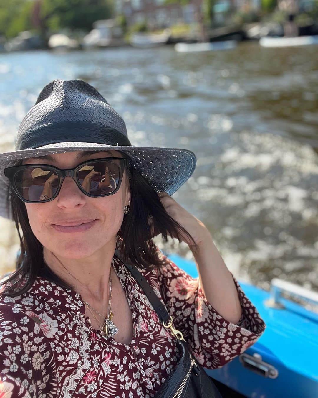 コンスタンス・ジマーのインスタグラム：「Amsterdam your bike paths, your water canals, your art museums, your history and your tiny cars make it incredibly hard to say goodbye. We’ll be back soon and we may not leave next time.」