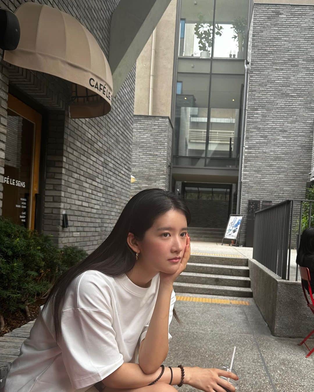 EXYのインスタグラム：「여름쵝오」