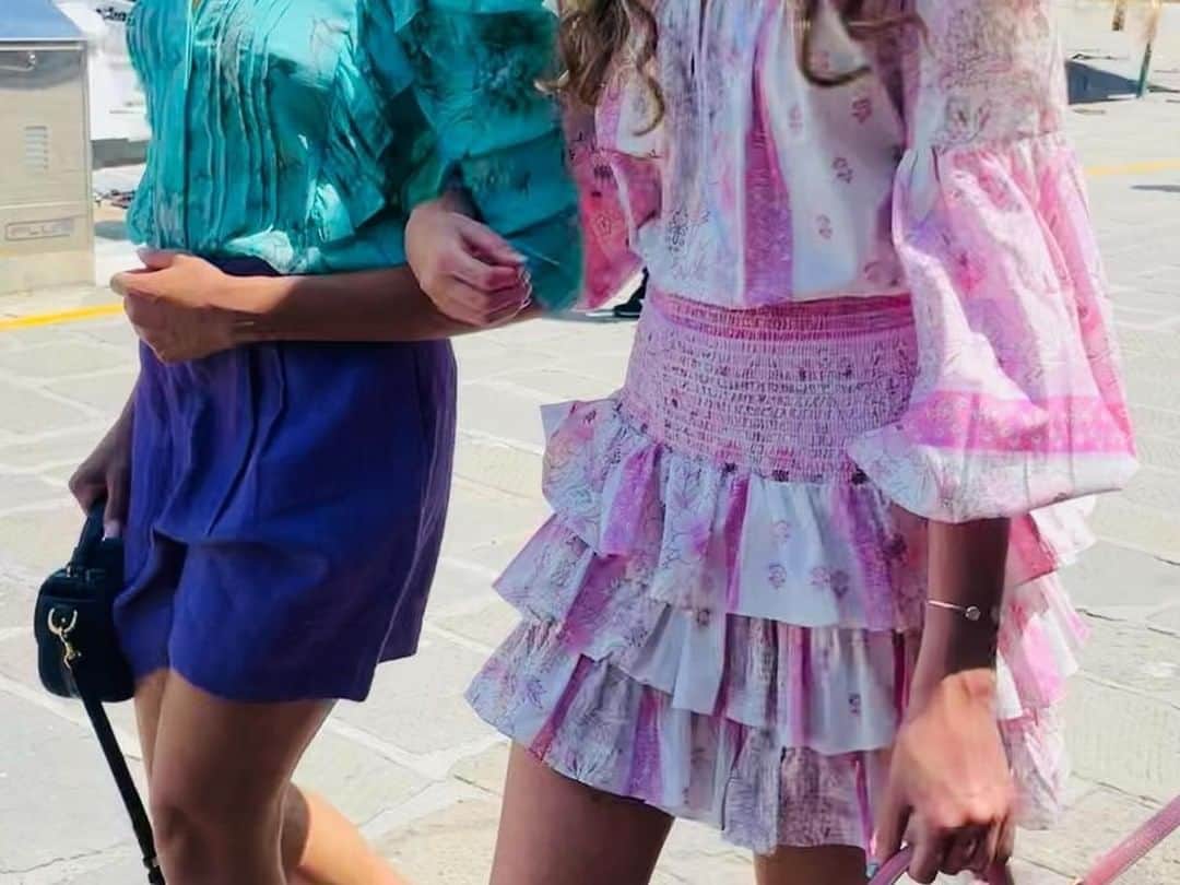 ココリボンのインスタグラム：「🌎 So last week THIS happened!! A whirlwind 7 day tour complete with fabulous designers, models and content creators all collaborating together for the first ever @fashiontravelweek❣️  Given that each style in our new collection is named after some of my favourite past-life destinations (think Boujis, Blue Marlin, See you in St.Tropez) the synergy of this trip to launch REBONJOUR, could not have been more perfect.   Keep an eye out for style availability updates here and a sprinkling of on point travel tips ✈️🔥 And if you’ve got any of your own faves, let me know in the comments below so we can add to the list 😘😘  Shout out to these hard working, talented peeps who I loved meeting and working with👇🏼  PHOTOGRAPHY AND FILMING @scottrinaldiphotography  @extremelimitzproductions   MODELS @averieschultes  @madamjordynn  @lorena_danfit  @autumn_myers12  @realtoramykenyon  @annakellerman  @karensandovale  @hollywoodeyes   OCFW PRODUCERS @ocfashionweek  @hauteoc  @fashionparte   DESIGNERS @waltercollection  @nikkiwilliams_official  @melissapellone  @desertdaisyjewelry  @officalula @theislanderswimcollection  @rockabellacreations  @bellaparadiseresortwear   SPONSORS @celebritycruises  @drenchedoc  @the_oc_lashloft  @manilaupmagazine   #FashionTravelWeek #CocoRibbon #ReBonjour」