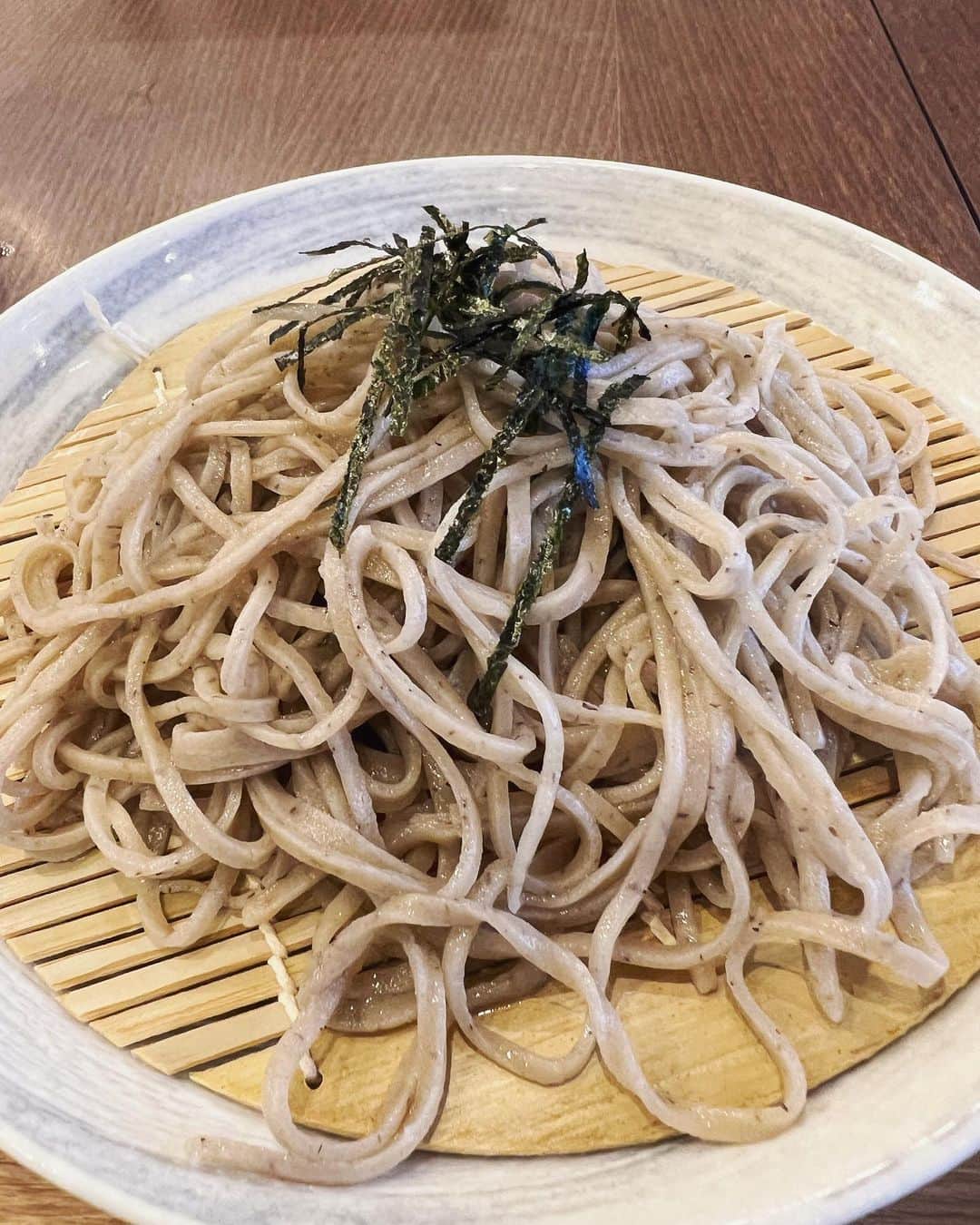 青山フォール勝ち ネルソンズさんのインスタグラム写真 - (青山フォール勝ち ネルソンズInstagram)「米子空港の近く 「手打ち蕎麦と甘味 満星」 @mitsuboshi_soba  蕎麦おいしいです。 今度は甘味をいただきにきます。」6月15日 19時10分 - nelsons_aoyama