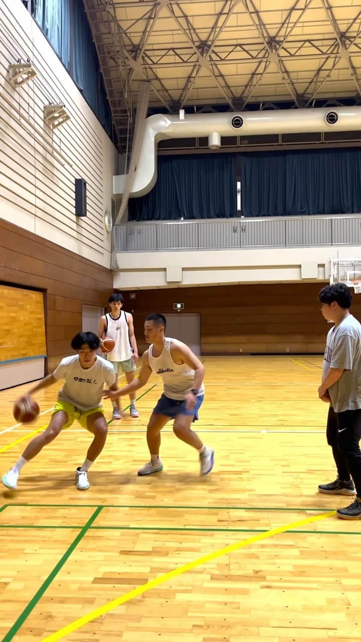 寺嶋恭之介のインスタグラム：「TOKYO WORKOUT🗼🏀   今回は @hachinohe.dime3x3 の最強？ルーキー @endoryoma2130 と一緒に🏀  今週末は名古屋でオールカンファレンス🇯🇵」