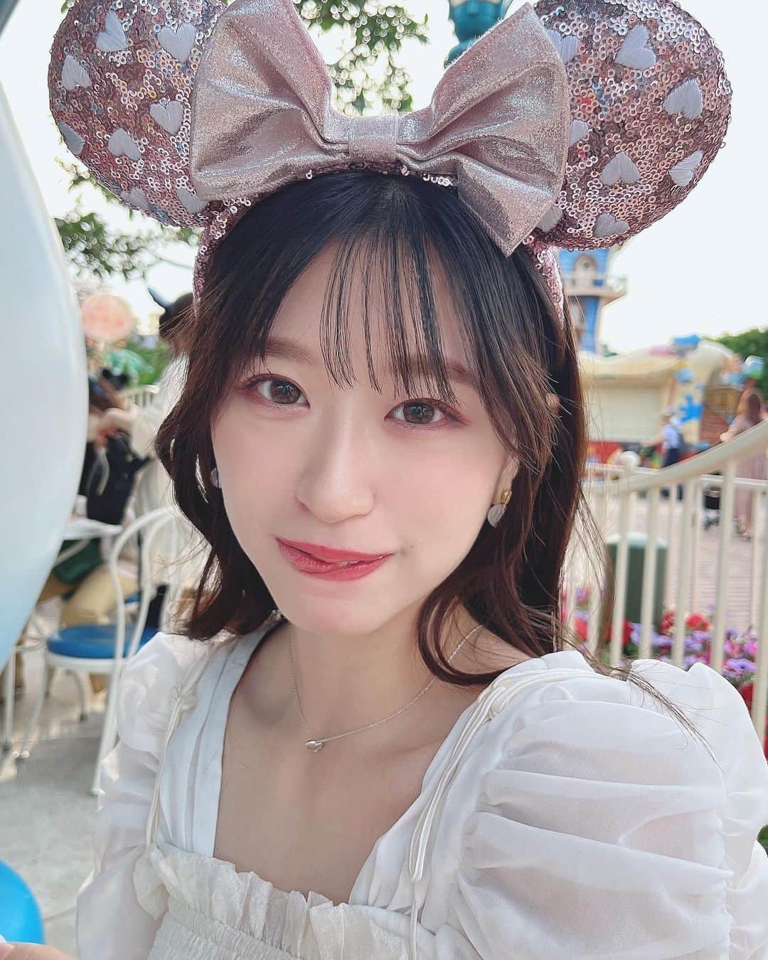 上西怜さんのインスタグラム写真 - (上西怜Instagram)「⠀ 中学生ぶりくらいのランド🐭 ⠀ 楽しかった🥰🩵 ⠀ ⠀ ⠀  ⠀ Photo by お姉ちゃん👩🏻 ⠀ ⠀ #過去pic #ディズニーランド #ディズニー #disney #disneyland #東京ディズニーランド #れーチャンしふく」6月15日 19時38分 - jonishi_rei