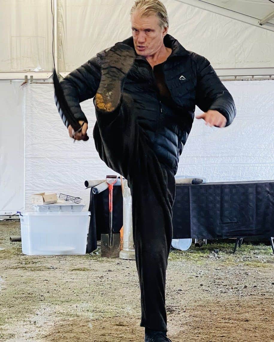 ドルフ・ラングレンさんのインスタグラム写真 - (ドルフ・ラングレンInstagram)「Rehearsing - excited about this one. ☠️👊」6月15日 20時21分 - dolphlundgren