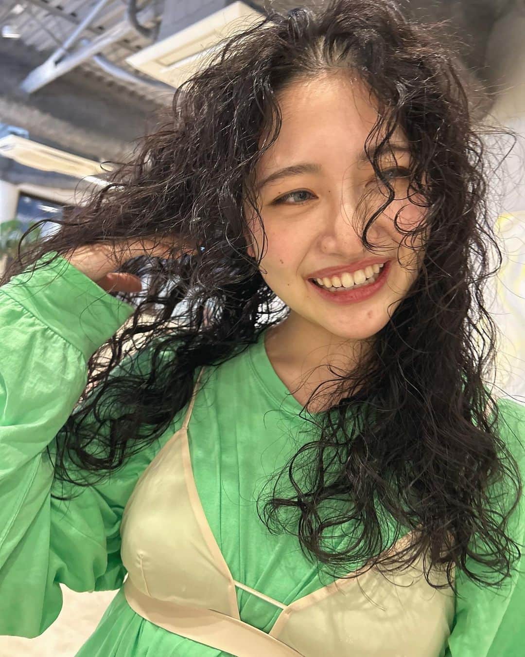 nanukさんのインスタグラム写真 - (nanukInstagram)「しっかりパーマでボリュームup!! . hair/ @asako.nanuk  . #guestnanuk」6月15日 20時34分 - nanukhair