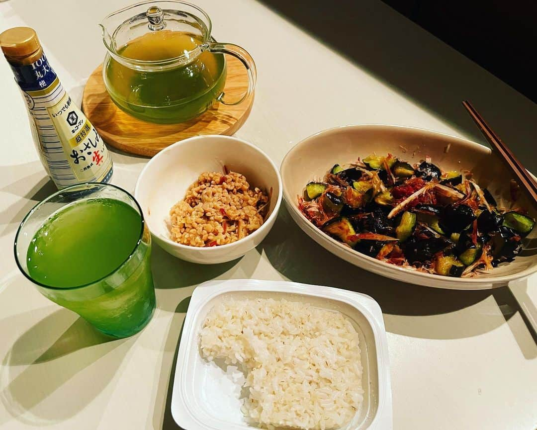 モトキさんのインスタグラム写真 - (モトキInstagram)「軽めのお夕飯。 茗荷がうまいんじゃ。」6月15日 20時55分 - motoki_fischers_