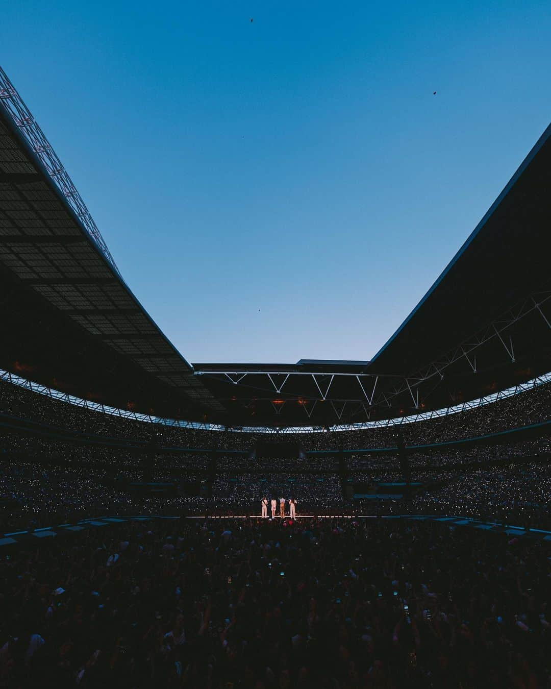 ハリー・スタイルズさんのインスタグラム写真 - (ハリー・スタイルズInstagram)「Love On Tour. London II. June, 2023.」6月15日 20時56分 - harrystyles