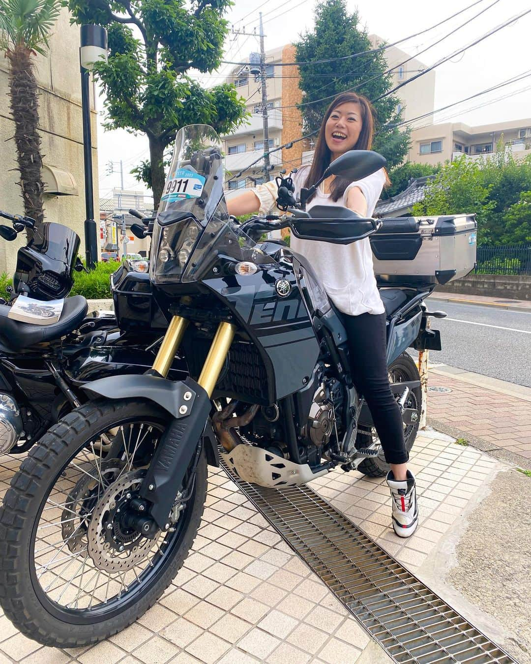 木村亜美さんのインスタグラム写真 - (木村亜美Instagram)「YAMAHA Ténéré700に跨らせてもらって ご満悦の様子(*´▽`) . . . #テネレ700 #tenere700  #ヤマハバイク  #yamahatenere700」6月15日 21時14分 - ami_kimura0327