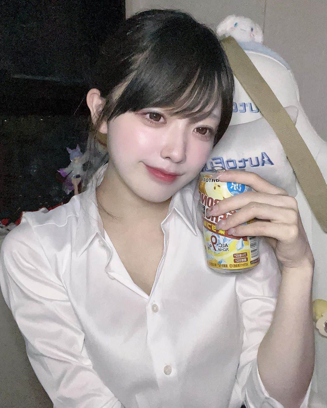 のインスタグラム：「木曜から乾杯」