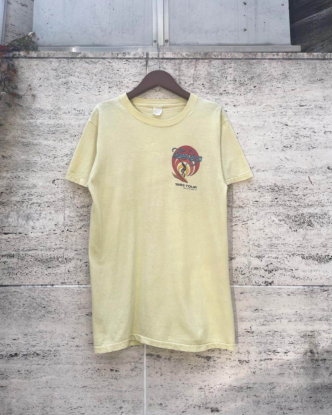 のインスタグラム：「ㅤㅤㅤㅤㅤㅤㅤㅤㅤㅤㅤㅤㅤ 【　'80s the beach boys t shirt 】  #古着 #古着屋 #東京 #下北 #下北沢 #下北沢古着 #下北沢古着屋 #フラミンゴ下北沢店　#ビンテージtシャツ #tシャツ #80s #beachboys #vintage#mens#ladies#fashion#tokyo#shimokitazawa #优质的 #下北泽　#빈티지　#시모키타자와」