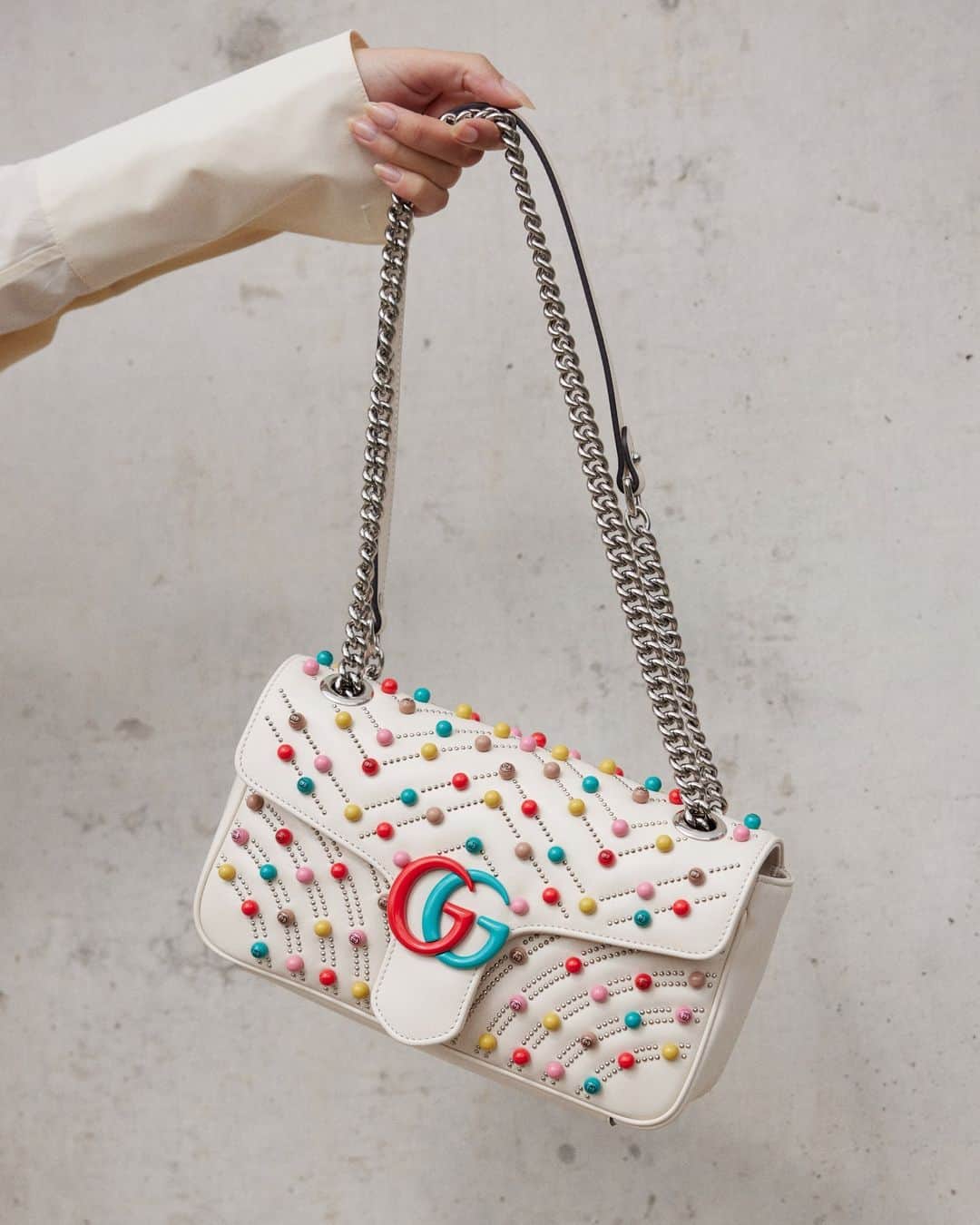 MATCHESFASHION.COMのインスタグラム：「Bring the bold with @gucci’s colour-pop shoulder bag.」