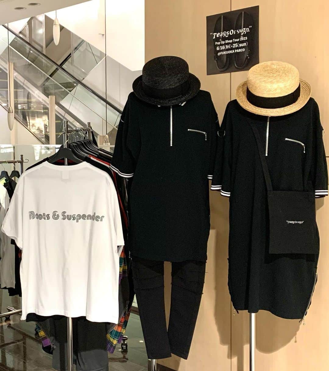 のインスタグラム：「明日からPOP UP SHOP TOUR in福岡、スタートです!! 新作アイテム、コラボアイテムもご用意して店頭にて皆様のご来店お待ちしておりますので宜しくお願い致します😊🏬  Tears of Swan POP UP SHOP TOUR 2023 in FUKUOKA  DAY:2023.6/16(fri)-25(sun) TIME:10:00〜20:30 SHOP:福岡PARCO PLACE: 福岡県福岡市中央区天神2-11-1  　　　　本館3階エスカレーター横 TEL:03-6303-2056(お問い合わせ:Tears of Swan atelier shop) WEB: https://fukuoka.parco.jp/  @tears_of_swan  #tearsofswan  @parco_fukuoka_official  #福岡PARCO #popupshoptour #popupshop #2023 #福岡」