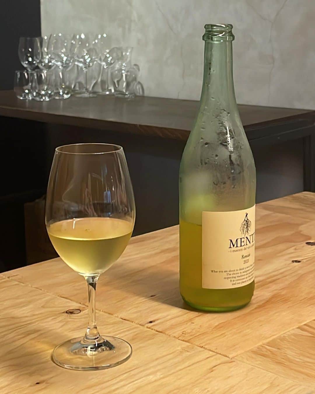 宇佐美佳奈のインスタグラム：「🍷 久々に🍾😌お祝いしてもらって幸な日でした🥂  @il_lampione_winebar」