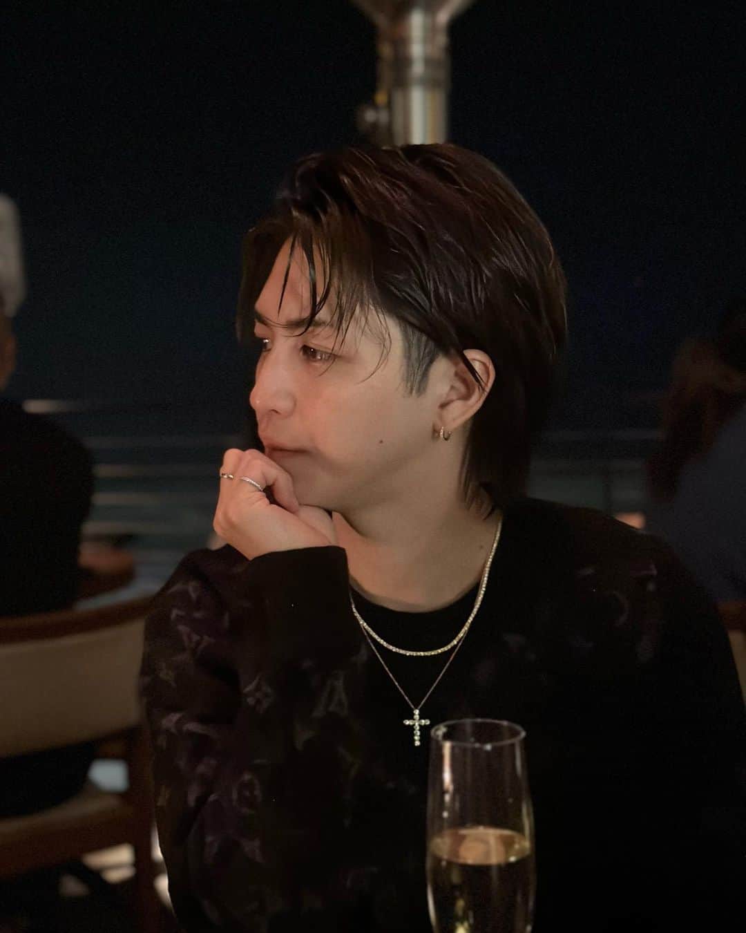岩橋玄樹のインスタグラム：「ただただ皆さんの幸せと笑顔の日々を願って生きています🥺🥺 ただ笑って欲しいだけ。 ただ幸せを感じて欲しいだけ。 どこにいても、皆さんの事は忘れません。これからもよろしくね🫰🏻🩷  #スマイル  #ハッピー #happy」