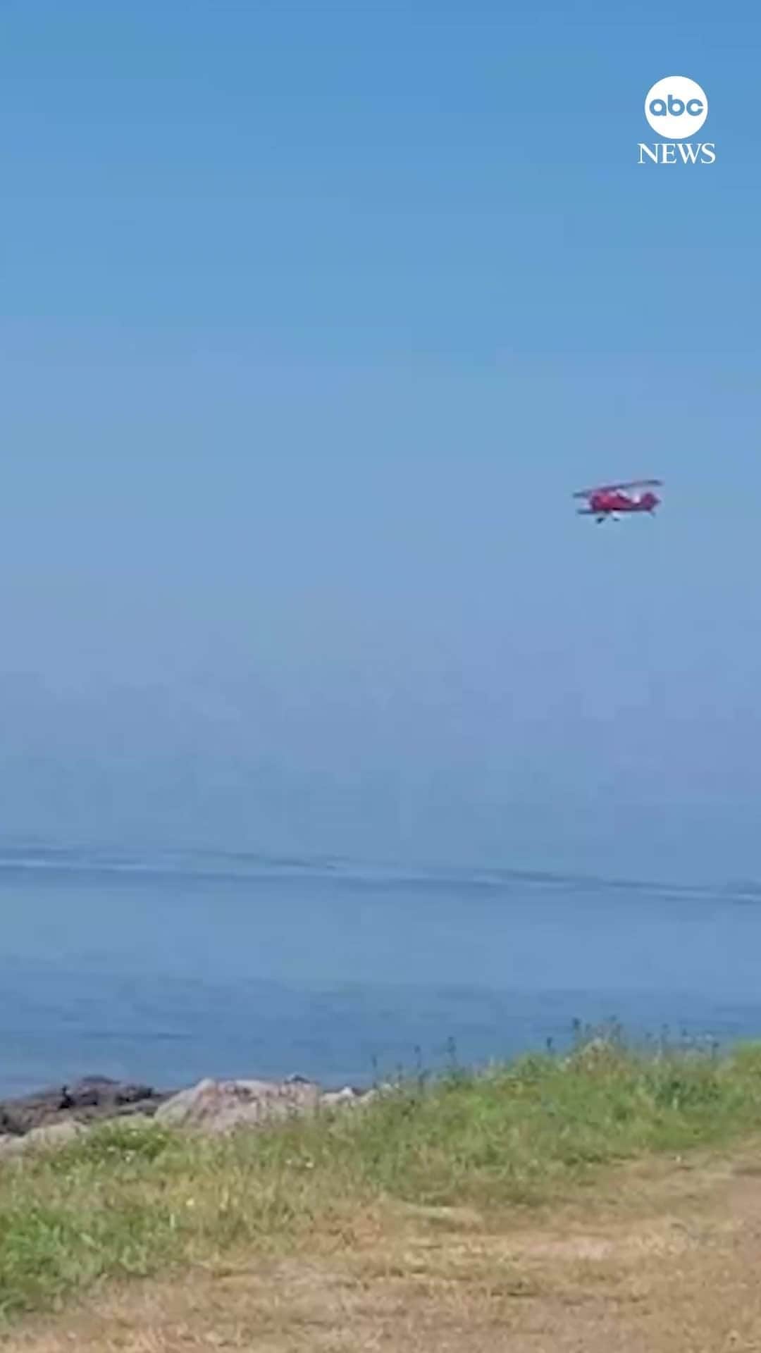 ABC Newsのインスタグラム：「"You gotta pick up!"  A small plane was seen rapidly losing altitude before crashing into the water off the coast of Wales. The pilot managed to escape with only cuts and scratches, local media reported.」