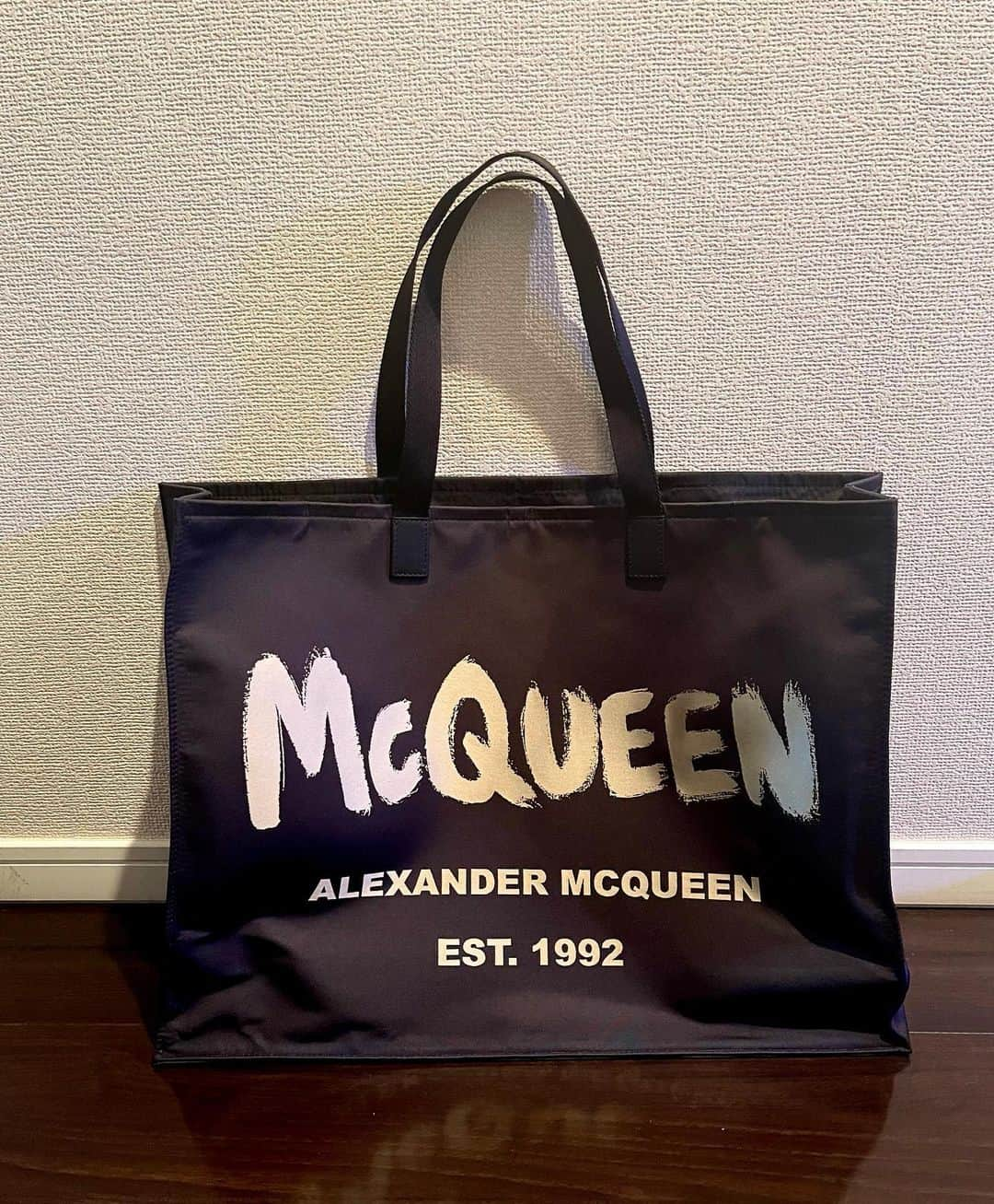 西村文男のインスタグラム：「#alexandermcqueen  #gucci」