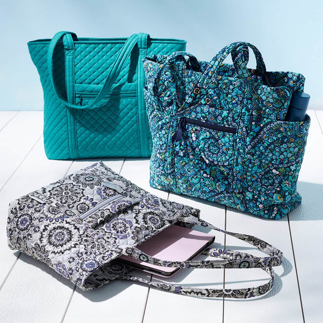 ヴェラブラッドリーのインスタグラム：「POLL TIME! Drop your fave new arrival in the comments below and shop now!  #verabradley #summer #pattern」