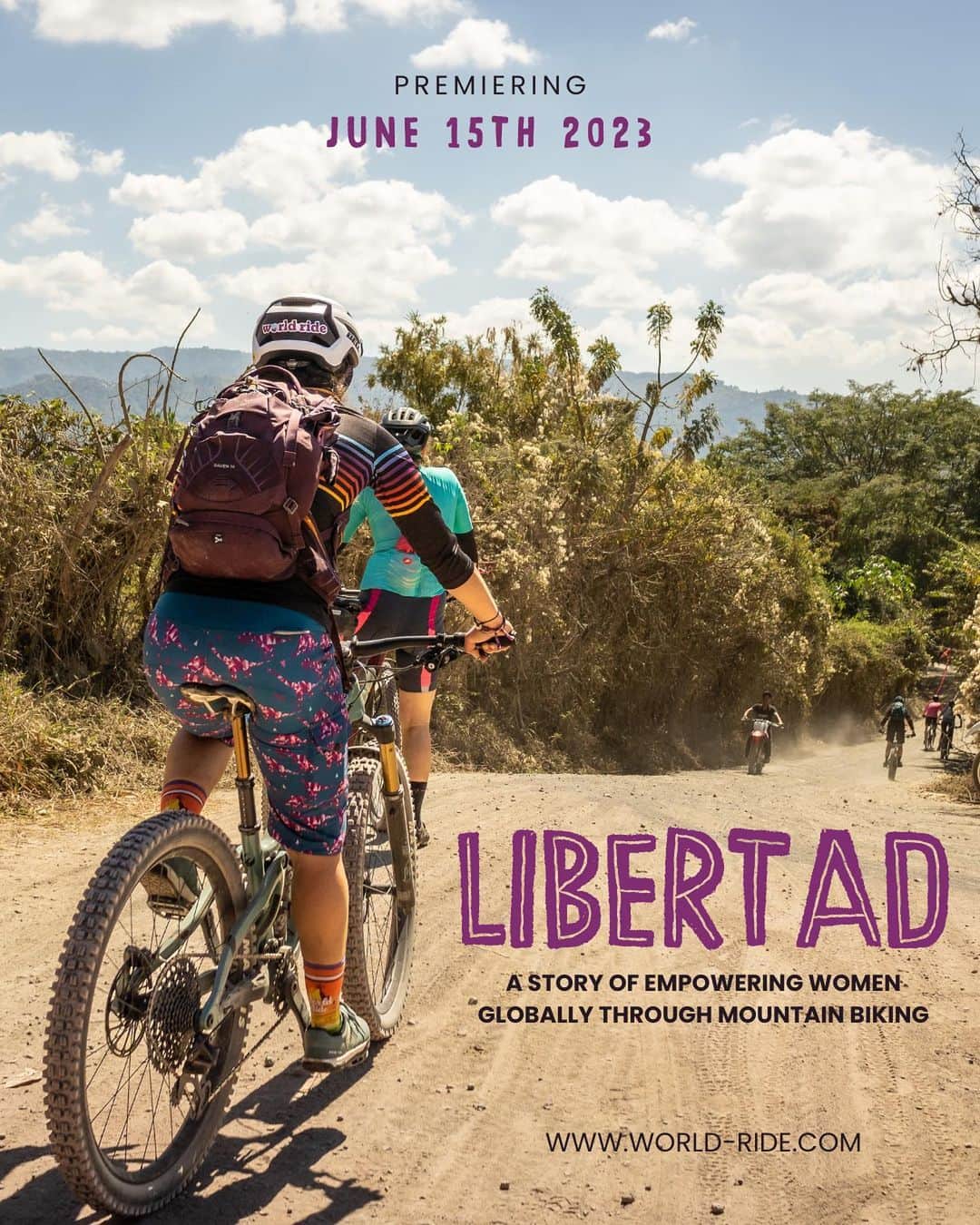 オスプレーのインスタグラム：「TODAY'S THE DAY! Head over to Osprey's YouTube channel (linked in bio) to watch Libertad NOW!   In the heart of the most gender-unequal country in Latin America, Christa Castillo turns to the mountain bike to help Guatemalan women find healing and freedom... including her own. "When you open a door, the universe does the same and starts to conspire to create something for you."」