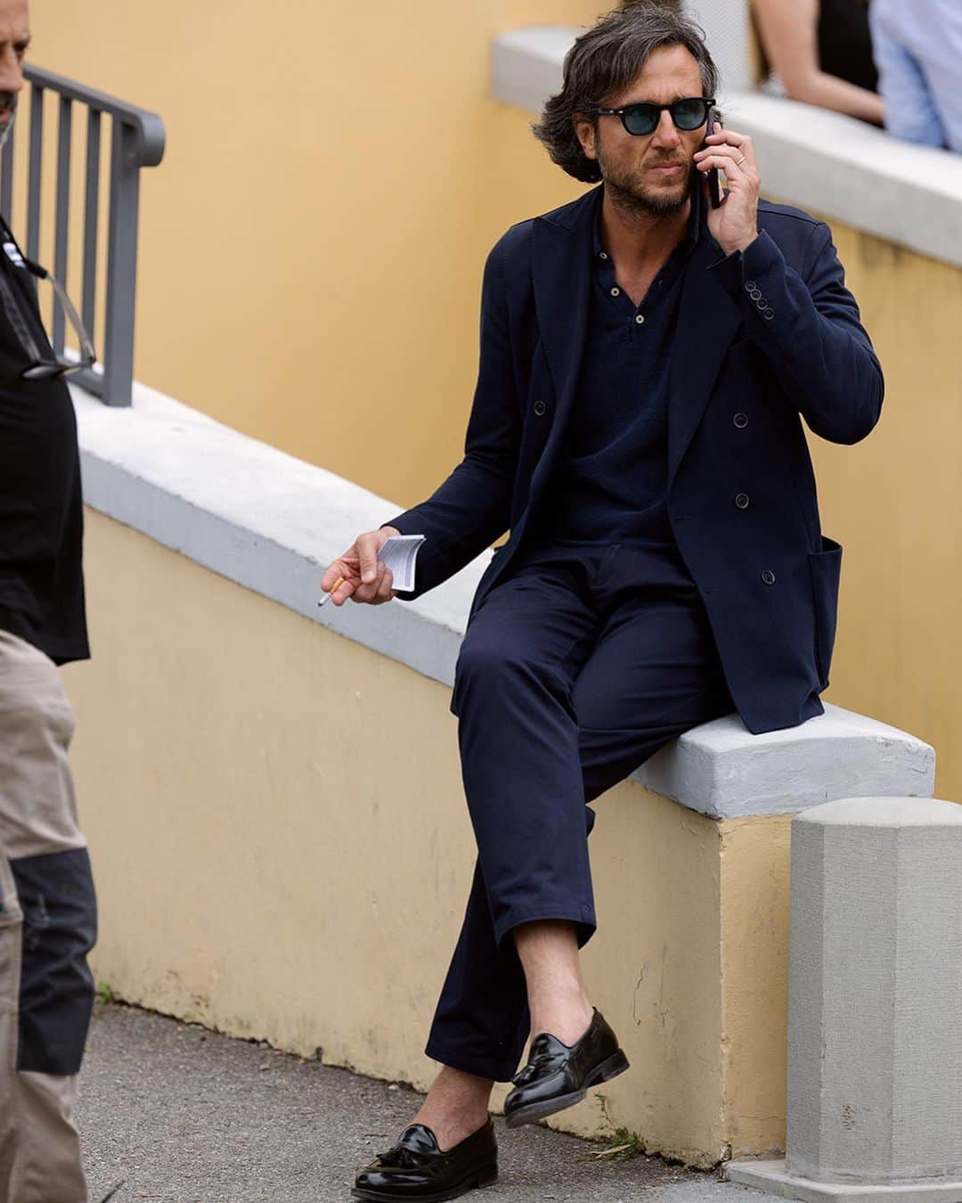 スコット・シューマンさんのインスタグラム写真 - (スコット・シューマンInstagram)「More Pitti Uomo super stylish young men! Firenze」6月16日 3時29分 - thesartorialist
