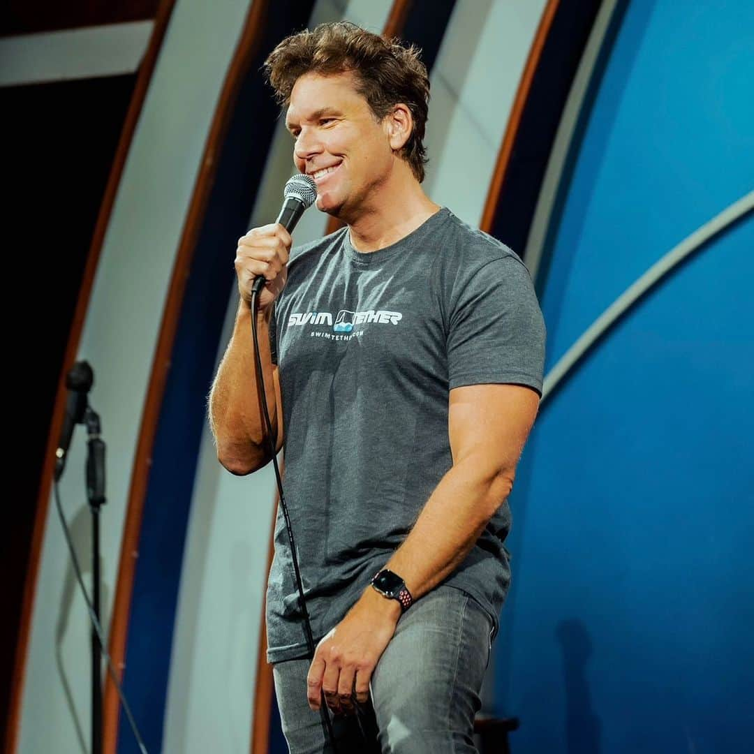 デイン・クックさんのインスタグラム写真 - (デイン・クックInstagram)「I fucking love my job. @laughfactoryhw #danecook #comedian #forbes」6月16日 4時52分 - danecook