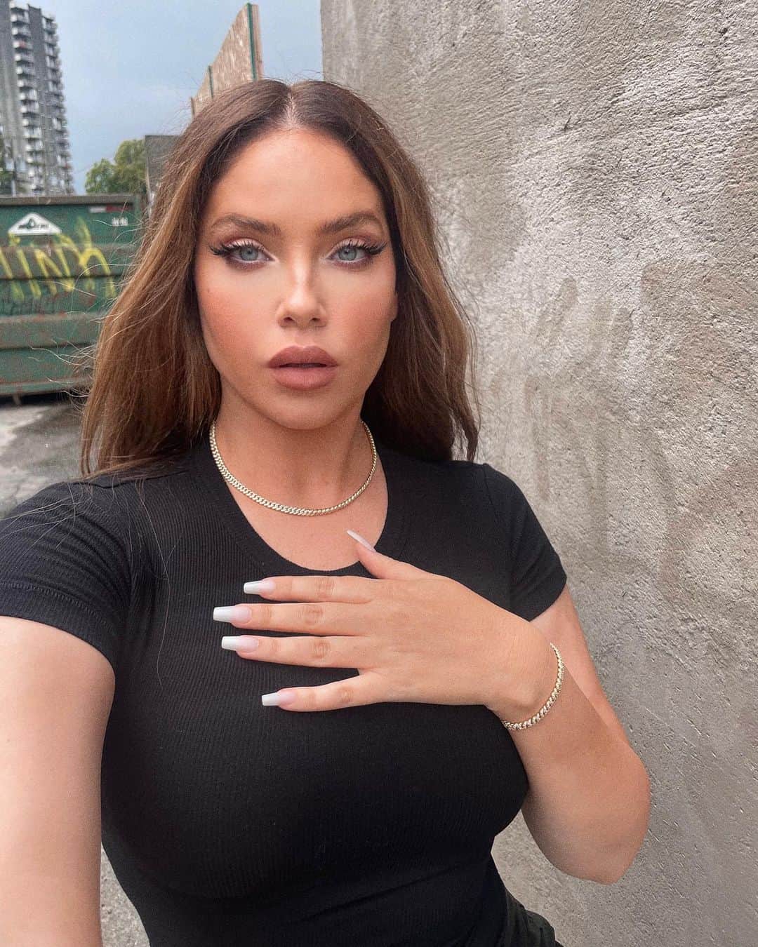 Olivia Piersonさんのインスタグラム写真 (Olivia PiersonInstagram)「Love my new iced