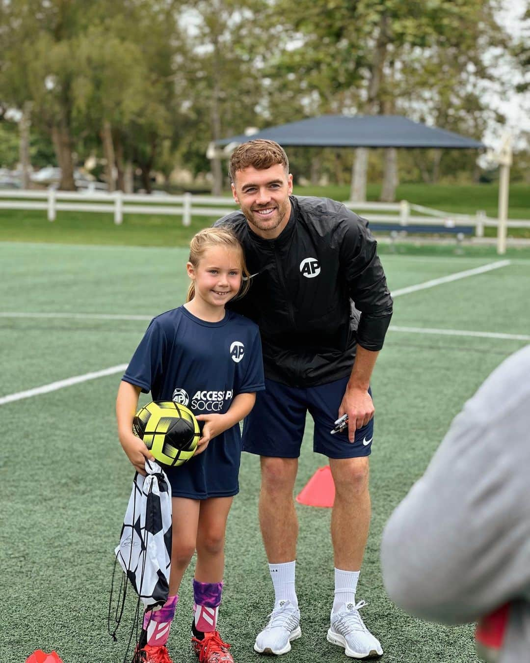 カラム・チャンバースさんのインスタグラム写真 - (カラム・チャンバースInstagram)「Had a great time this morning with everyone at @accessprosoccer ⚽️  Make sure you check out our next camp dates this summer so you don’t miss out 💪🏼」6月16日 5時34分 - calumchambers95