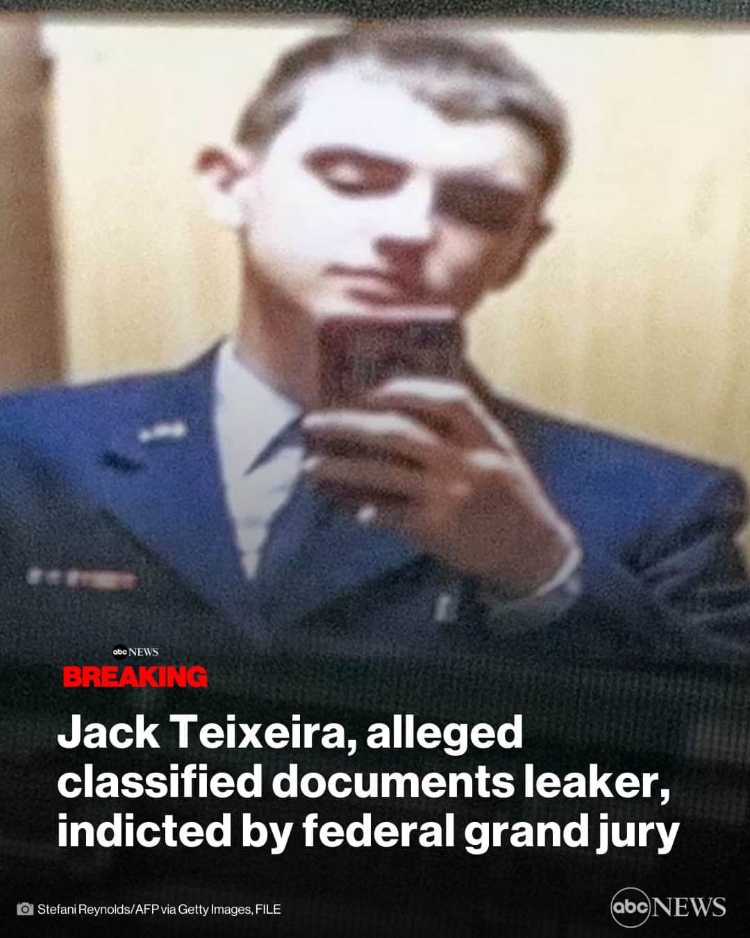 ABC Newsのインスタグラム：「BREAKING: Federal grand jury indicts Jack Teixeira, the member of the Massachusetts Air National Guard accused of leaking classified documents online. MORE AT LINK IN BIO.」