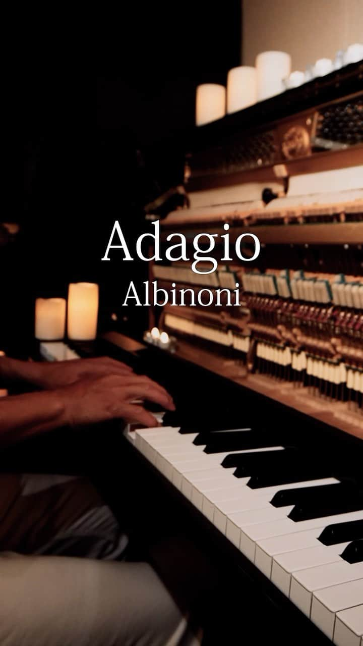 望月衛介のインスタグラム：「Life is light and shadow. It's always darkest before the dawn.   #adagio #albinoni #life #dark #darknight  #eisukemochizuki  #piano #pianist  #composer  #healing #heal #chill #chillmusic  #newage  #newagemusic  #classic #classical  #ピアノ #ピアニスト #癒し #ニューエイジ #ヒーリング #作曲 #満月作曲 #望月衛介 #fullmoon #満月」