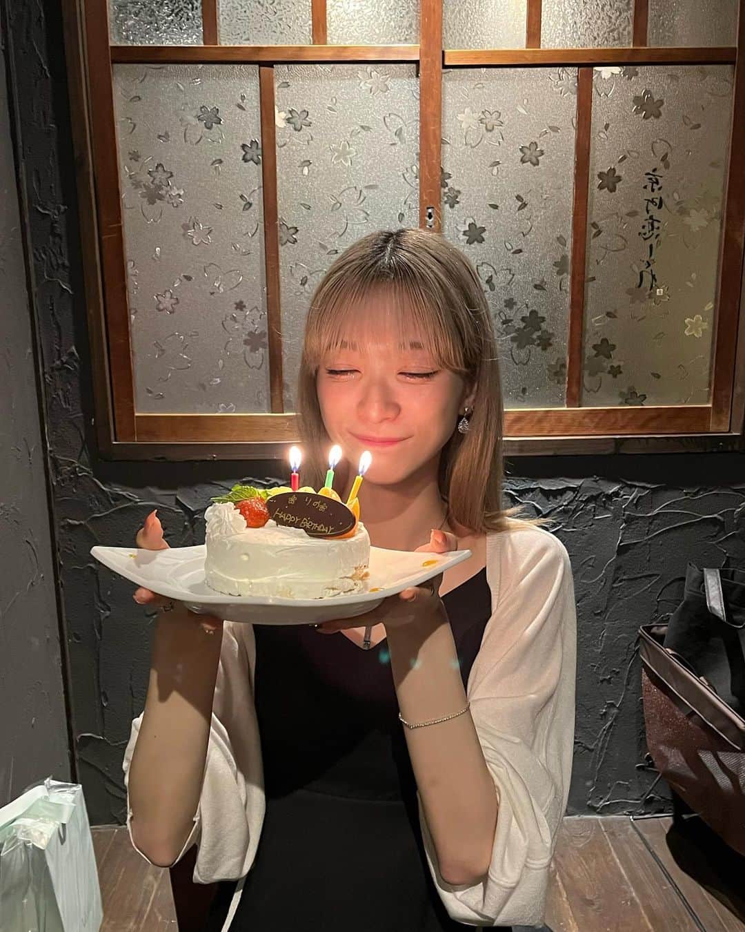 夏目璃乃さんのインスタグラム写真 - (夏目璃乃Instagram)「19」6月16日 7時22分 - natsume_rino