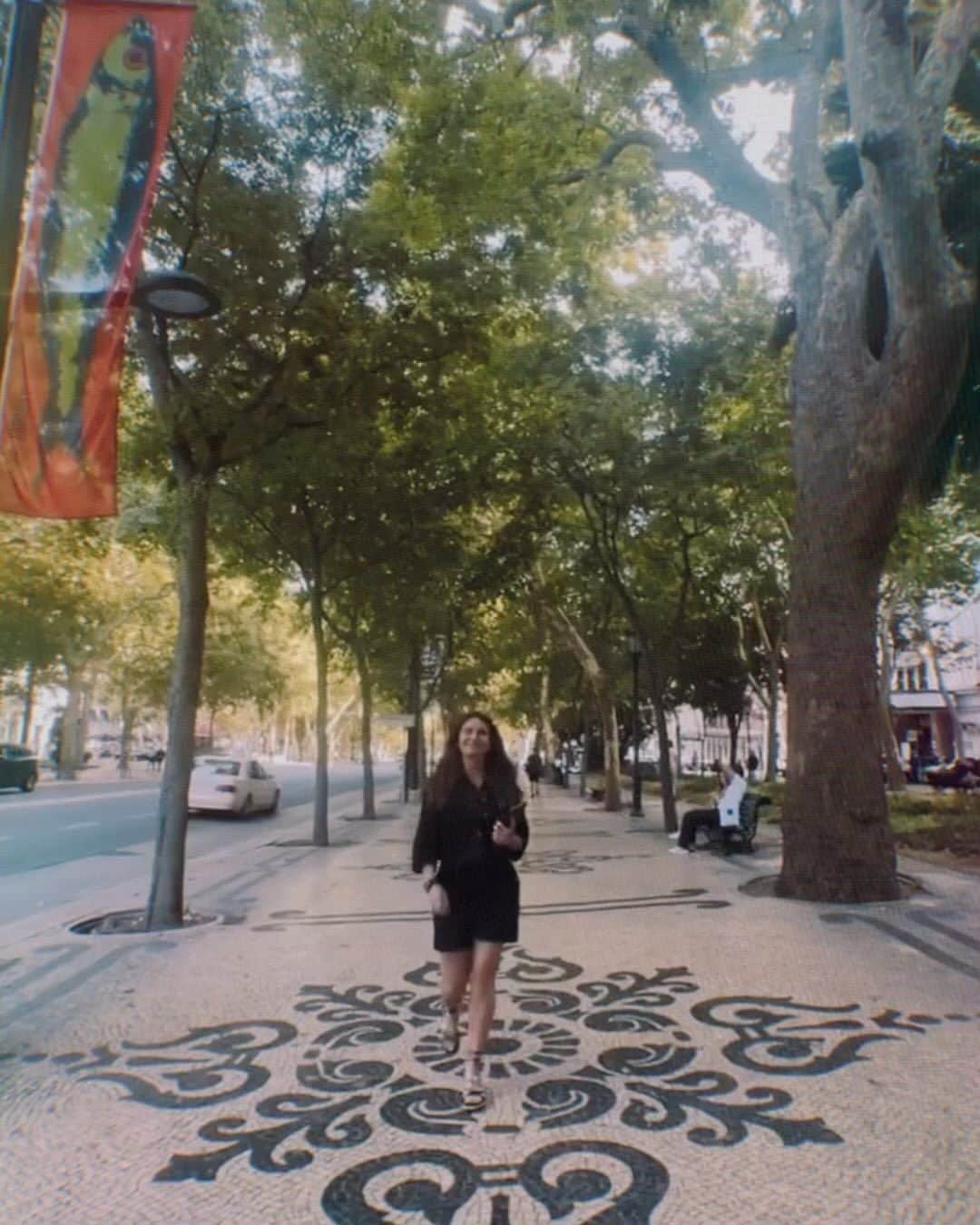 Giovanna Antonelliのインスタグラム：「Ahhh!! Esse lugar!! 🇵🇹 Lugar de alma!!! Lugar também de amigos do coração como uma extensão da família !!! ❤️Que alegria!!  Amor. Amor. Obrigada sempre @tivoliavenidaliberdade  @franciscaprpereira vc é muito massa!!   #portugal #amor #gratidao #alegria 🌹」