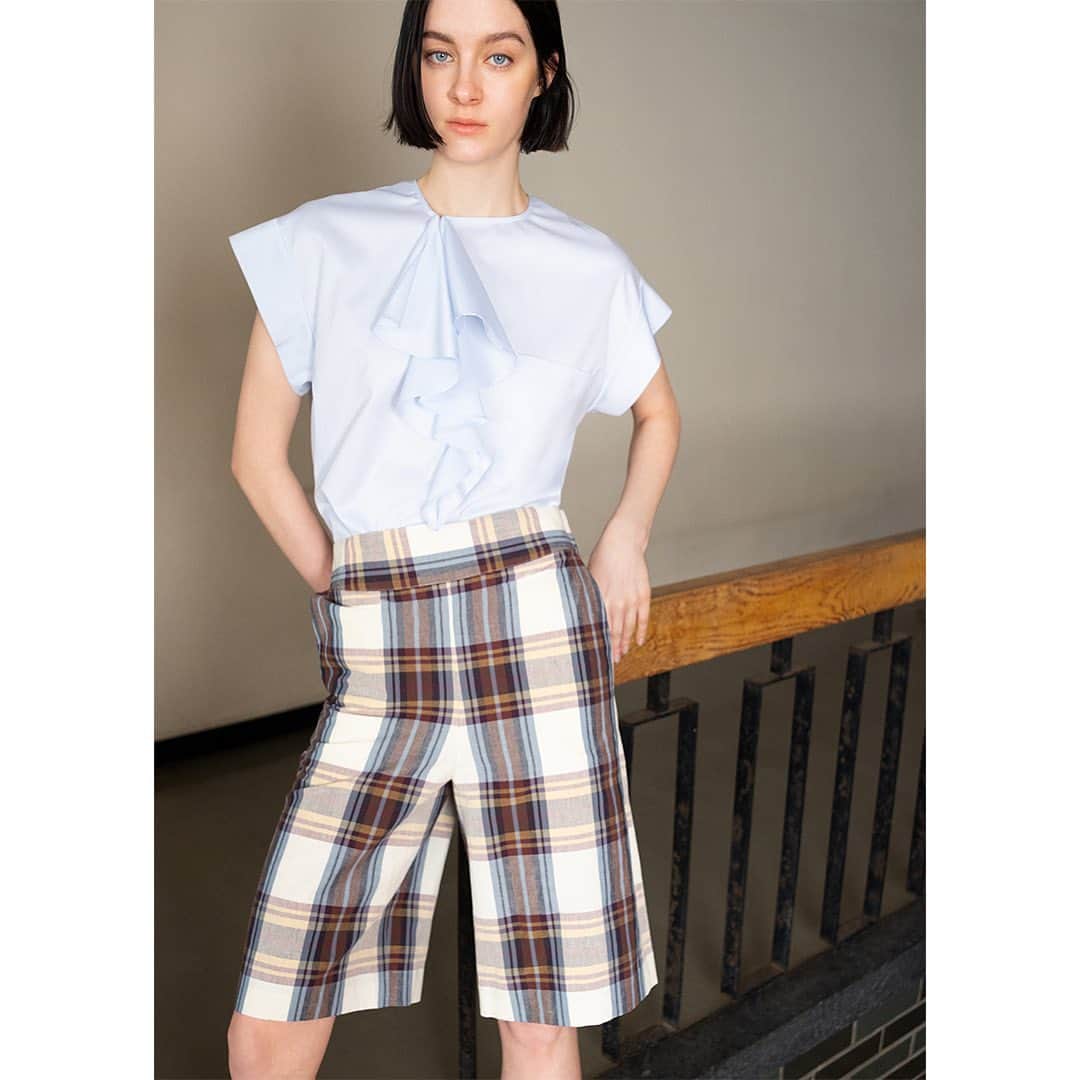 のインスタグラム：「BACCA  MID SUMMER COLLECTION 2023  “Playful & Precious”  自由な発想をプラスすれば いつもの装いが新しい表情に  #bacca #bacca_jp  #tomorrowland_jp #バッカ #トゥモローランド」