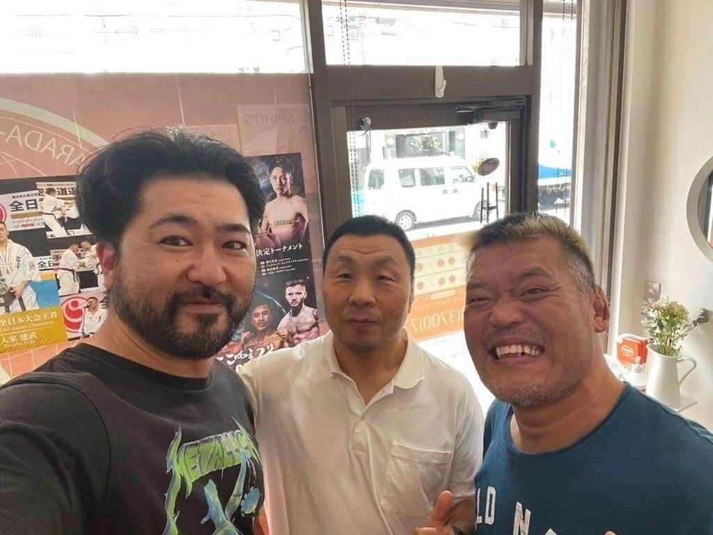 金原弘光さんのインスタグラム写真 - (金原弘光Instagram)「今日のかねはら整骨院はプロレス学校プチ同窓会でした🎵」6月16日 18時09分 - hiromitsu.kanehara