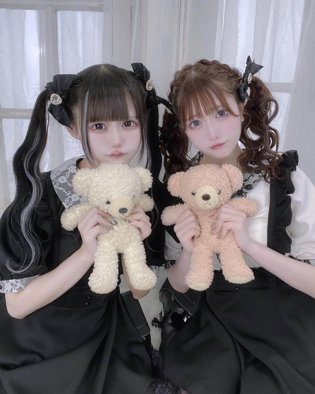 黒栖まゆきのインスタグラム：「もえかとMARSさんの撮影してきたよ₍ᐡ Ⅰ ̫ Ⅰ ᐡ₎♡  新作可愛いのたくさんだったからまゆきもゲットしようとおもう」