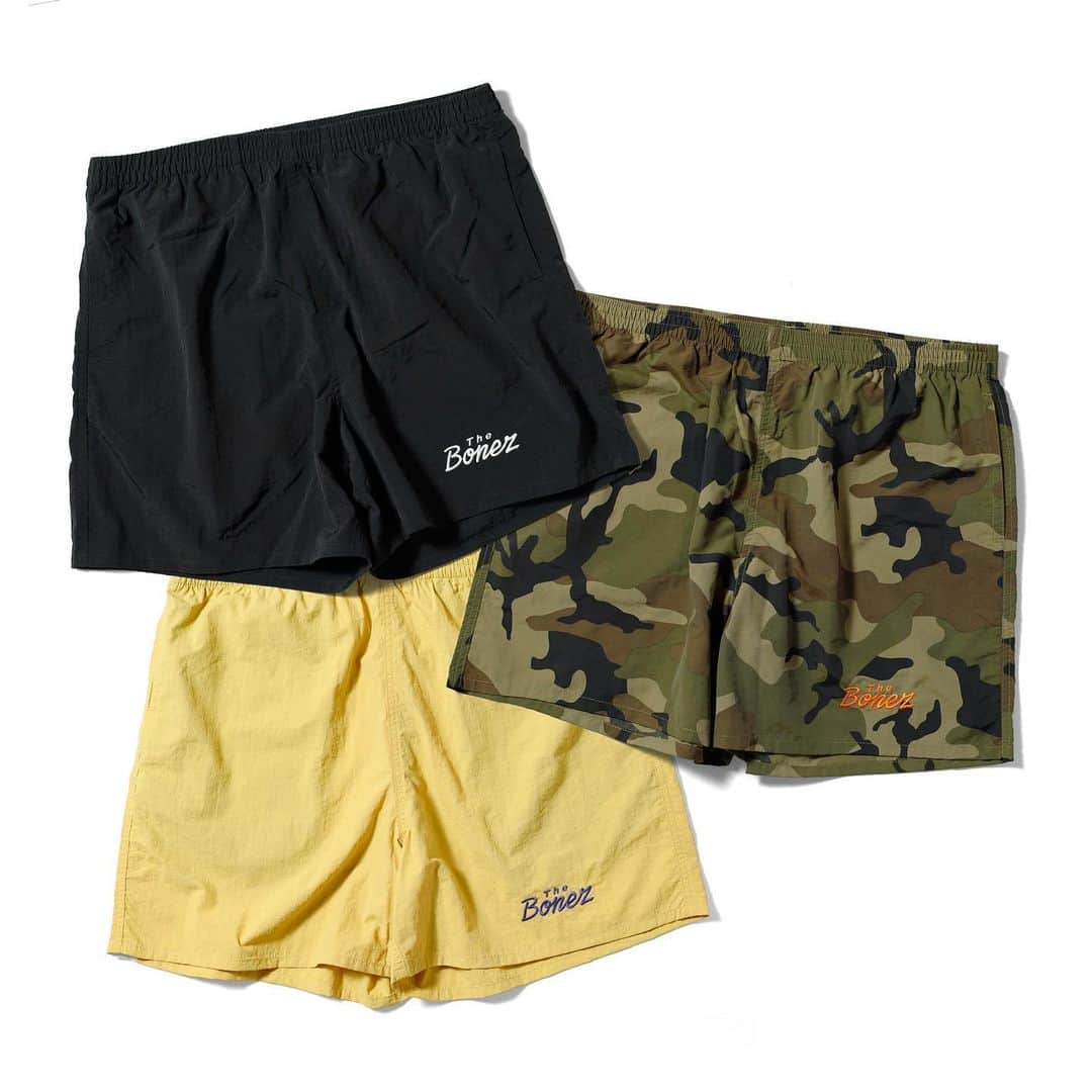 のインスタグラム：「The BONEZ Summer Shorts PRICE:¥5,000- (in tax)  速乾性のある素材で梅雨シーズンにも最適‼︎ワイドハーフパンツ。 DlOP氏によるThe BONEZフォントを刺繍にて裾にあしらった着用コーディネートしやすいアイテムとなっている？ 6/17 SATANIC CARNIVAL 2023より販売開始‼︎ #thebonez  #sataniccarnival」