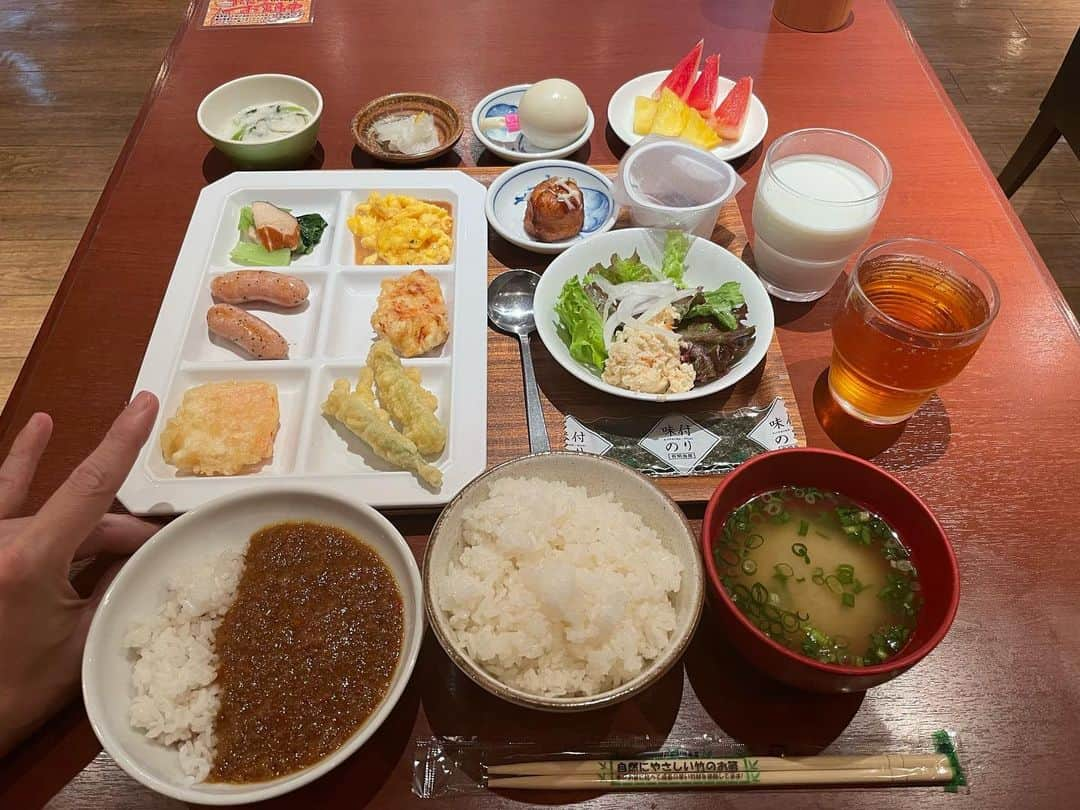 山崎勝之さんのインスタグラム写真 - (山崎勝之Instagram)「久々の朝食ビュッフェ。 ビュッフェは色々食べられて嬉しいですねぇ♪ ごちそうさまでした。」6月16日 9時53分 - chan_yama