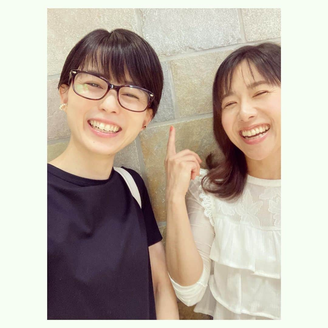 原田佳奈さんのインスタグラム写真 - (原田佳奈Instagram)「・ ・  Finally!!!  出会った19歳の頃、思えば東京に来て同じ業界で1番最初に1番仲良くなった心友なんだよなあ。  今こうやってお互いがHappyだねと笑えることが奇跡。  @matsushita_megumi   #心友 #やっと会えた❤️」6月16日 9時58分 - kanaharada1211