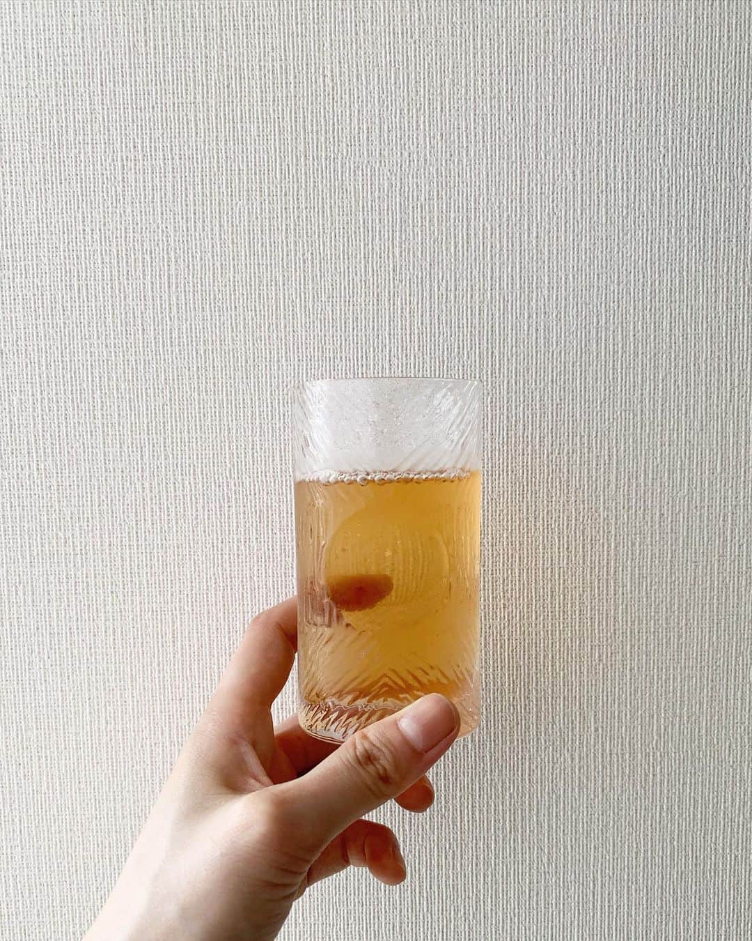 小谷実由のインスタグラム：「美味しいアイスティー修行を始めます🍹」