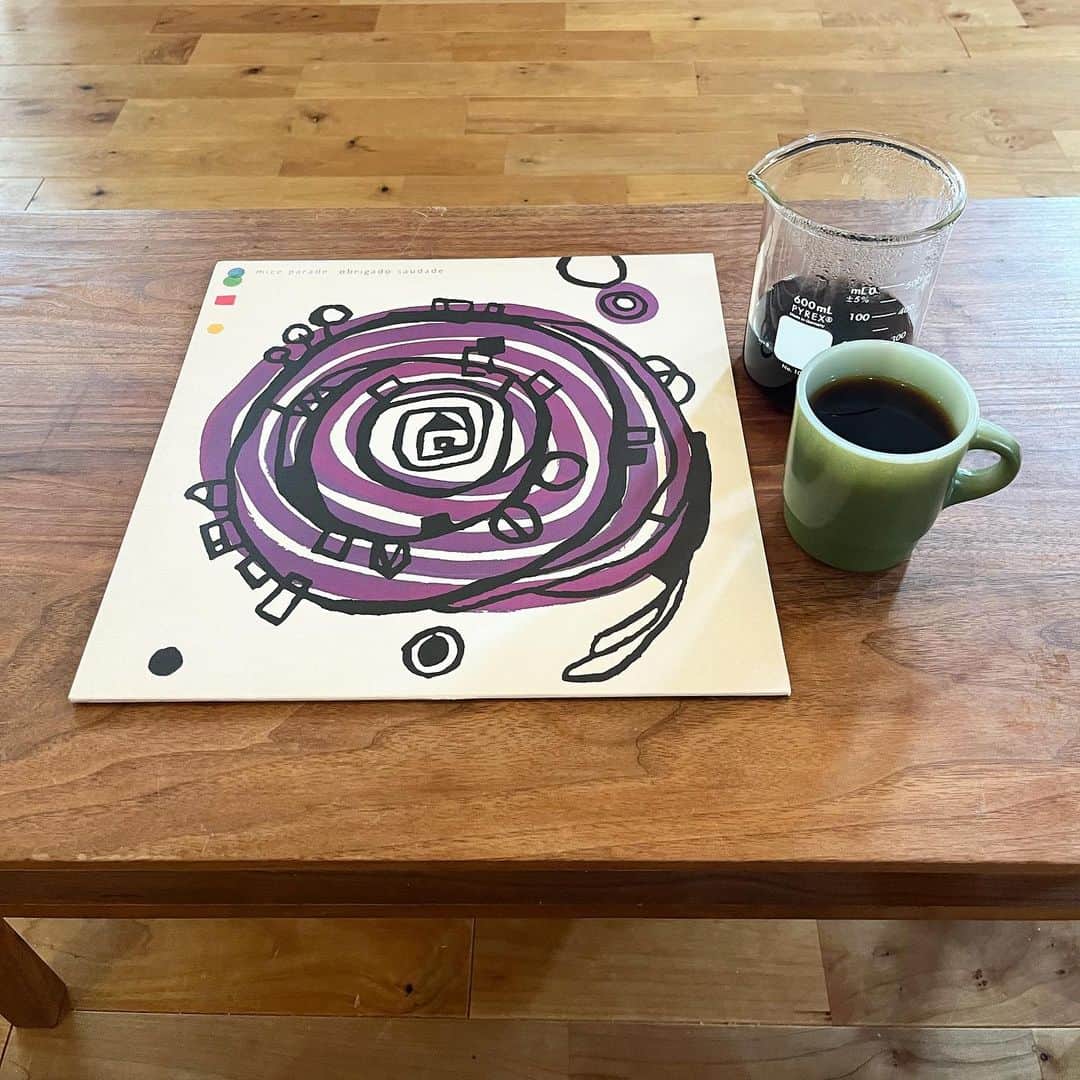美濃隆章さんのインスタグラム写真 - (美濃隆章Instagram)「取り敢えず試飲！ まあまあ この豆だったら排気量もうちょい少なめでも良いかな。 #コーヒーとレコード  #自家焙煎 #minocoffee」6月16日 11時48分 - takaakimino